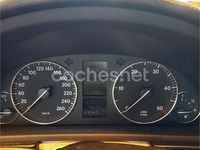 Usado Mercedes C200 Sport Edition 122 CV (89 kW) 2005 Gris / plata Berlina
