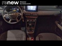 Usado Dacia Jogger Expression 140 CV (102 kW) 2025 Verde Monovolumen