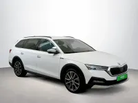 Usado Skoda Octavia 200 CV (147 kW) 2022 Blanco Familiar