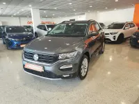 Usado VW T-Roc Advance 115 CV (84 kW) 2020 Gris / plata SUV