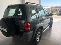 Usado Jeep Cherokee Sport 143 CV (105 kW) 2004 Verde SUV