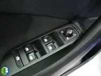 Usado Skoda Kamiq Active 90 CV (66 kW) 2020 Azul SUV