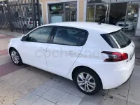 Usado Peugeot 308 Style 130 CV (95 kW) 2018 Blanco Berlina