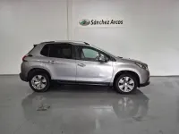 Usado Peugeot 2008 Style 100 CV (73 kW) 2017 Gris SUV