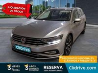 Usado VW Passat 150 CV (110 kW) 2020 Amarillo Familiar