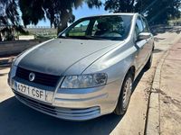Usado Fiat Stilo 115 CV (84 kW) 2004 Gris / plata Berlina