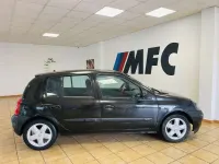 Usado Renault Clio 64 CV (47 kW) 2003 Negro Utilitario