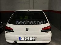 Usado Peugeot 306 71 CV (52 kW) 2000 Blanco Berlina