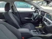 Usado BMW 118 140 CV (102 kW) 2023 Gris Utilitario