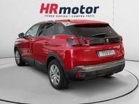 Usado Peugeot 3008 Active 132 CV (97 kW) 2017 Rojo SUV
