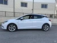 Usado Opel Astra Dynamic 110 CV (80 kW) 2017 Blanco Berlina