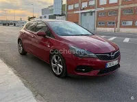 Usado Opel Astra 110 CV (80 kW) 2020 Granate Berlina