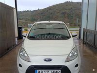 Usado Ford Ka 69 CV (50 kW) 2013 Blanco Berlina