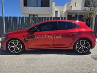 Usado Renault Mégane IV Trophy 300 CV (220 kW) 2019 Rojo Berlina