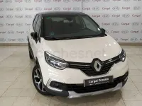 Usado Renault Captur Zen 90 CV (66 kW) 2019 Beige SUV