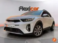 Usado Kia Stonic 100 CV (73 kW) 2022 Blanco SUV