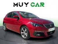 Usado Peugeot 308 Allure 130 CV (95 kW) 2018 Rojo Berlina
