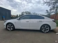 Usado Opel Insignia Sportive 195 CV (143 kW) 2014 Blanco Berlina