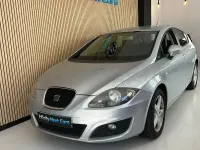 Usado Seat Leon Style 105 CV (77 kW) 2010 Gris / plata Utilitario
