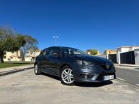 Usado Renault Mégane IV Business 110 CV (80 kW) 2017 Gris / plata Berlina