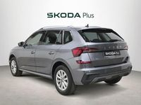 Usado Skoda Kamiq Selection 115 CV (84 kW) 2025 Gris SUV