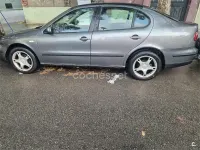 Usado Seat Toledo Stella 105 CV (77 kW) 2002 Gris / plata Berlina