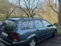 Usado Ford Focus Ambiente 100 CV (73 kW) 2002 Verde Familiar