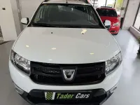 Usado Dacia Sandero Stepway 90 CV (66 kW) 2015 Blanco Utilitario