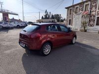 Usado Fiat Bravo Dynamic 105 CV (77 kW) 2008 Rojo Utilitario