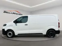 Usado Toyota Proace 100 kW (136 CV) 2022 Blanco Monovolumen