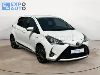 Usado Toyota Yaris Hybrid 100 CV (73 kW) 2017 Blanco Berlina