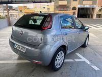 Usado Fiat Punto Lounge 69 CV (50 kW) 2013 Gris / plata Utilitario