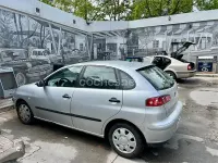 Używany Seat Ibiza Sport 75 KM (55 kW) 2004 Szary Hatchback