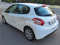 Usado Peugeot 208 Active 92 CV (67 kW) 2013 Blanco Utilitario