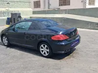 Usado Peugeot 307 CC 136 CV (100 kW) 2008 Negro Descapotable
