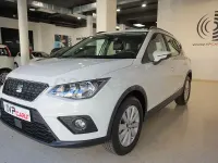 Usado Seat Arona Style 110 CV (80 kW) 2021 Blanco SUV