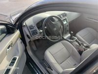 Usado Volvo S40 Kinetic 136 CV (100 kW) 2006 Gris / plata Berlina