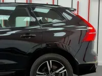 Usado Volvo XC60 R-Design 197 CV (144 kW) 2021 Negro SUV