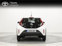 Usado Toyota Aygo Play 72 CV (52 kW) 2024 Blanco
