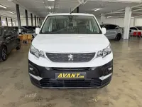 Usado Peugeot Rifter Active 110 CV (80 kW) 2021 Blanco Monovolumen