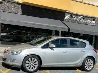 Usado Opel Astra Edition 115 CV (84 kW) 2010 Blanco Berlina