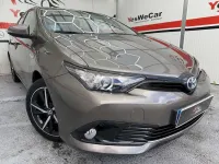Usado Toyota Auris Hybrid 136 CV (100 kW) 2018 Beige Utilitario