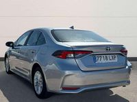 Usado Toyota Corolla Active 122 CV (89 kW) 2022 Gris Berlina