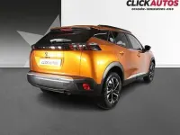 Usado Peugeot 2008 Allure 100 CV (73 kW) 2023 Negro SUV