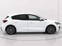 Usado Ford Focus ST-Line 155 CV (114 kW) 2024 Blanco