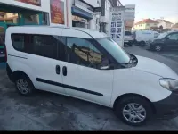 Usado Fiat Doblò Active 90 CV (66 kW) 2014 Blanco Monovolumen