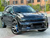 Begagnad Lynk & Co 01 261 HK (191 kW) 2022 Svart SUV