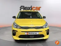 Usado Kia Rio GT-Line 100 CV (73 kW) 2023 Amarillo