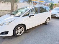 Usado Peugeot 5008 Style 130 CV (95 kW) 2016 Blanco Monovolumen