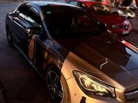 Usado Mercedes CLA200 136 CV (100 kW) 2017 Gris Coupe